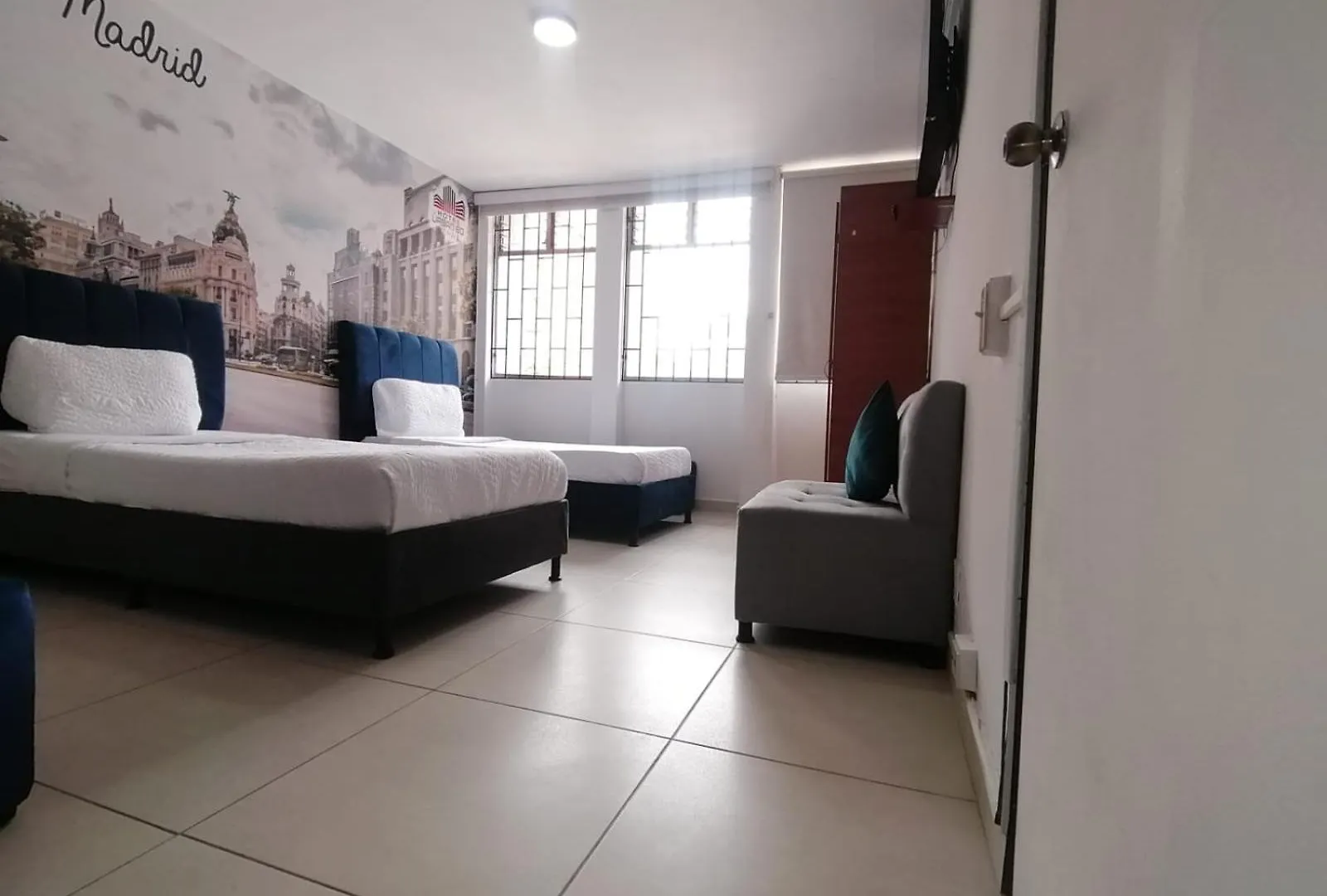 Aw Hotel Urban 80 Medellin